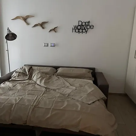 Cozy 700m From The Milan Red Metro