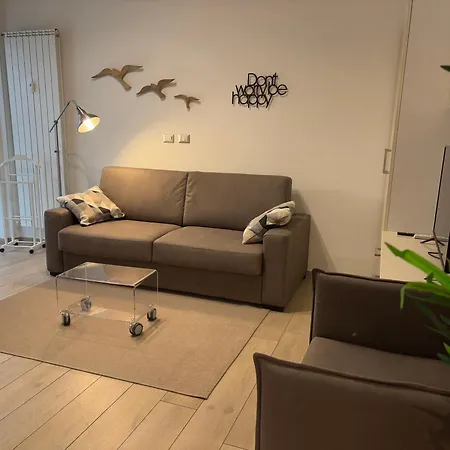 Apartment Cozy 700m From The Milan Red Metro *